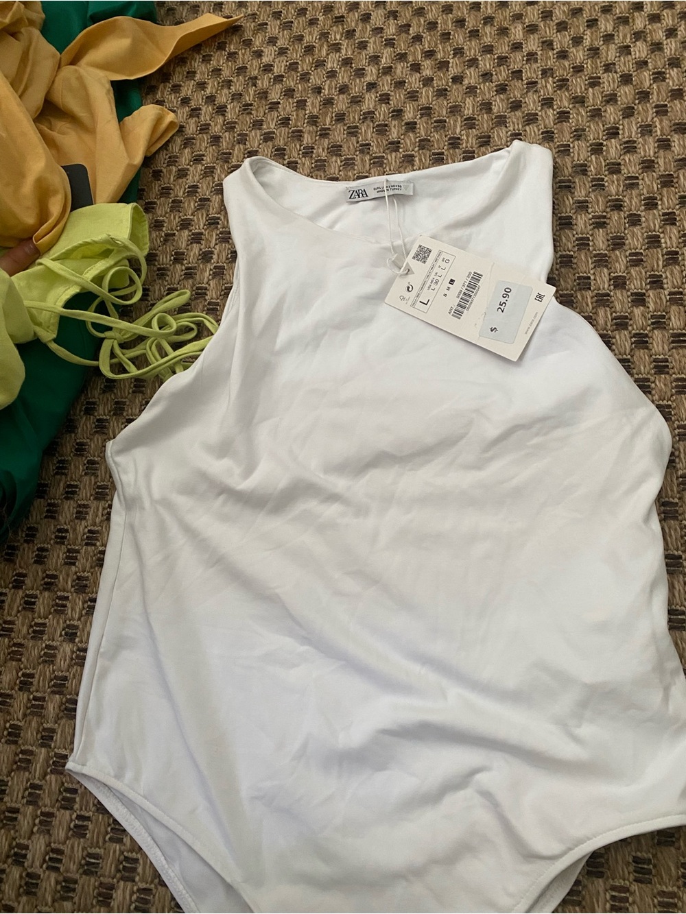 Zara White Sleeveless Bodysuit with Scoop Neck